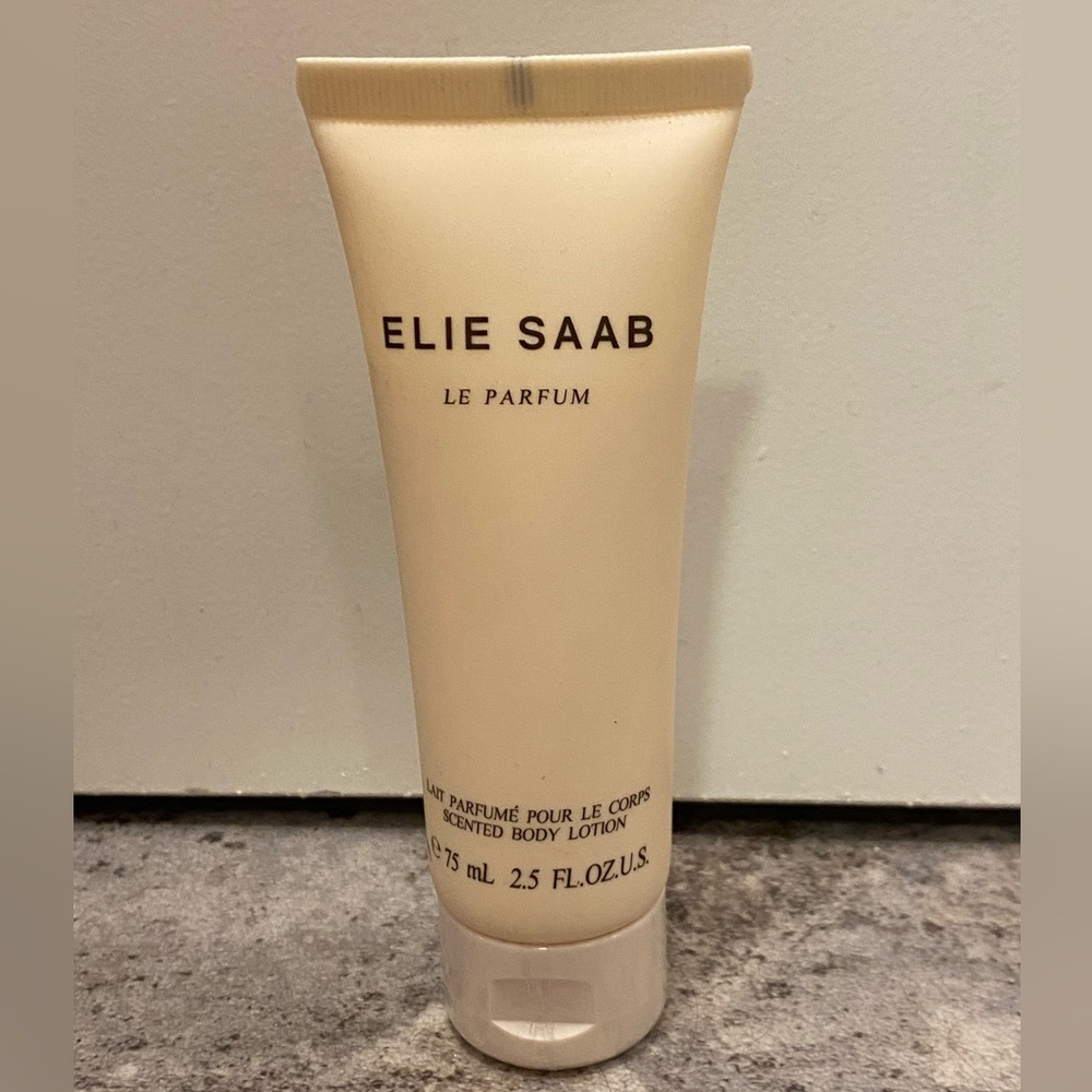 Elie Saab Cream Body Lotion